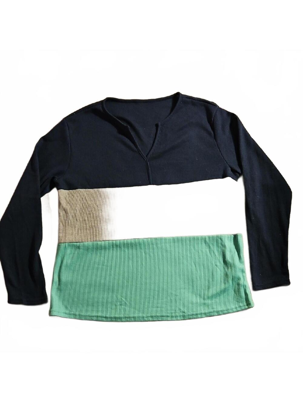 Colorblock Long Sleeve V-Neck Shirt X- Large
